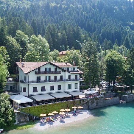 Lago Park Hotel モルヴェーノ エクステリア 写真